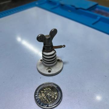 Standoff isolator, Vintage